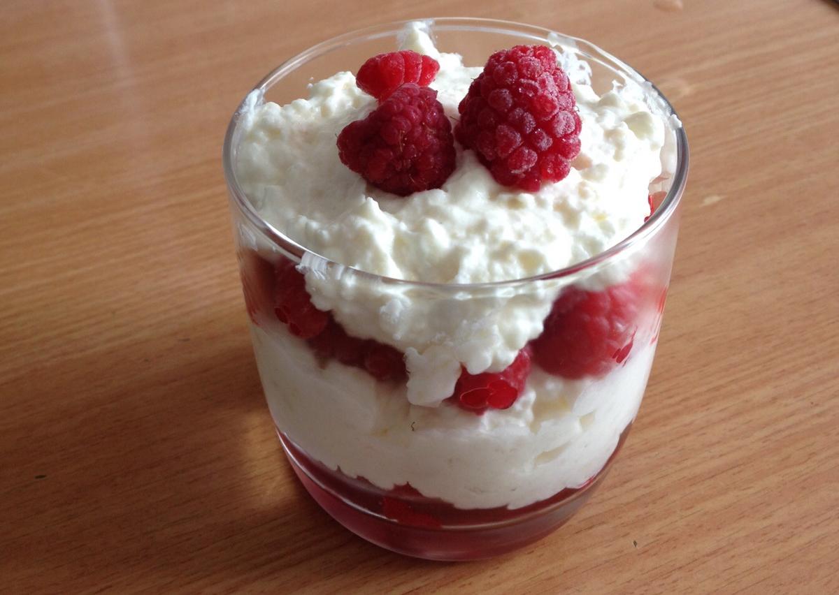 Raffaello-Creme mit Himbeeren - Rezept - Bild Nr. 865