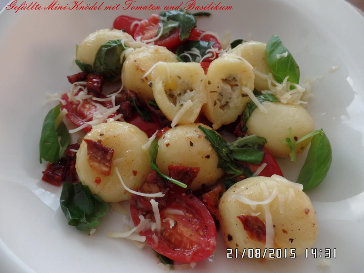 Gefüllte Mini-Knödel mit Tomaten und Basilikum - Rezept von Sheeva1960