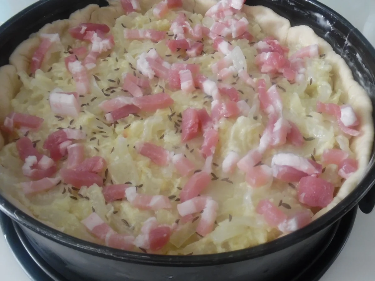 Rezept: Schwäbischer Zwiebelkuchen Bild Nr. 890 Schwäbischer Zwiebelkuchen - Rezept - Bild Nr. 890