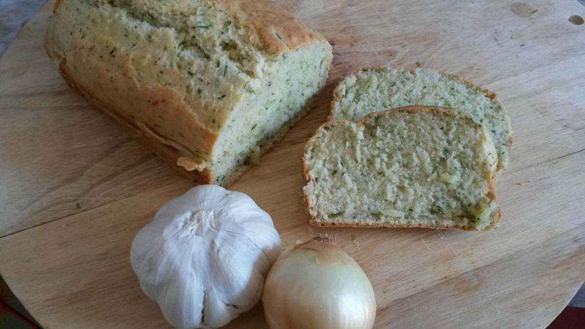 Grundrezept Milch Brot ( hier mit Kräutern ) ohne Hefe ! - Rezept ...