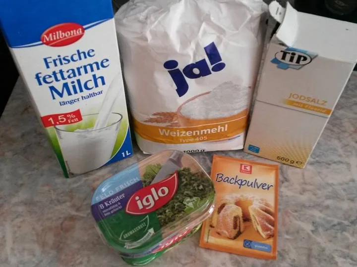 Grundrezept Milch Brot ( hier mit Kräutern ) ohne Hefe ! - Rezept - Bild Nr. 890