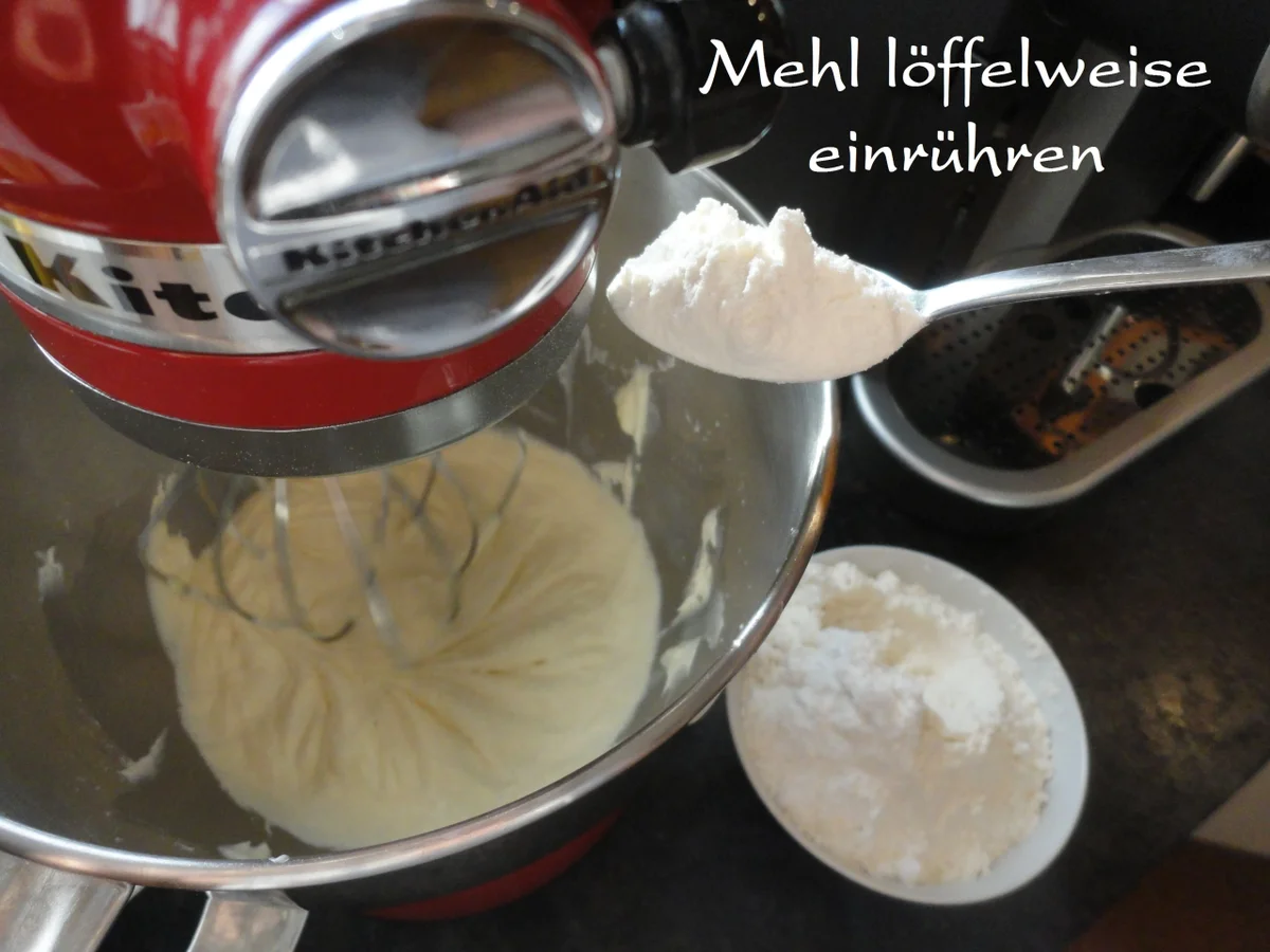 Rhabarber  Pudding Torte / Kuchen - Rezept - Bild Nr. 928