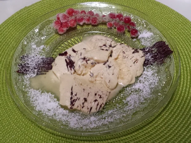 Geeister Kaiserschmarrn (Parfait) - Rezept - Bild Nr. 1018