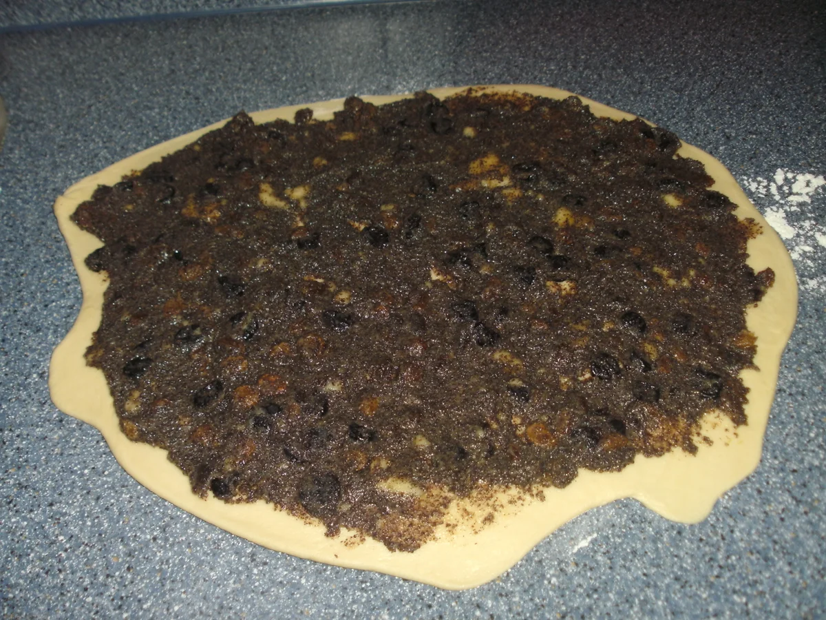 Rezept: Mohnstrudelkranz Bild Nr. 927 Mohnstrudelkranz - Rezept - Bild Nr. 927