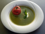 Basilikumschaumsuppe mit Tomate und Mozzarella - Rezept - Bild Nr. 1018