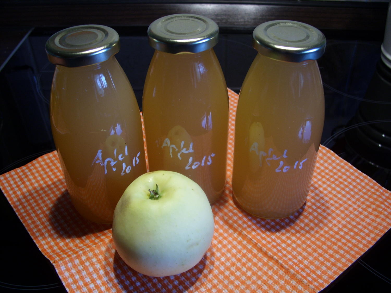 Vorrat: Apfelsaft - Rezept mit Bild - kochbar.de