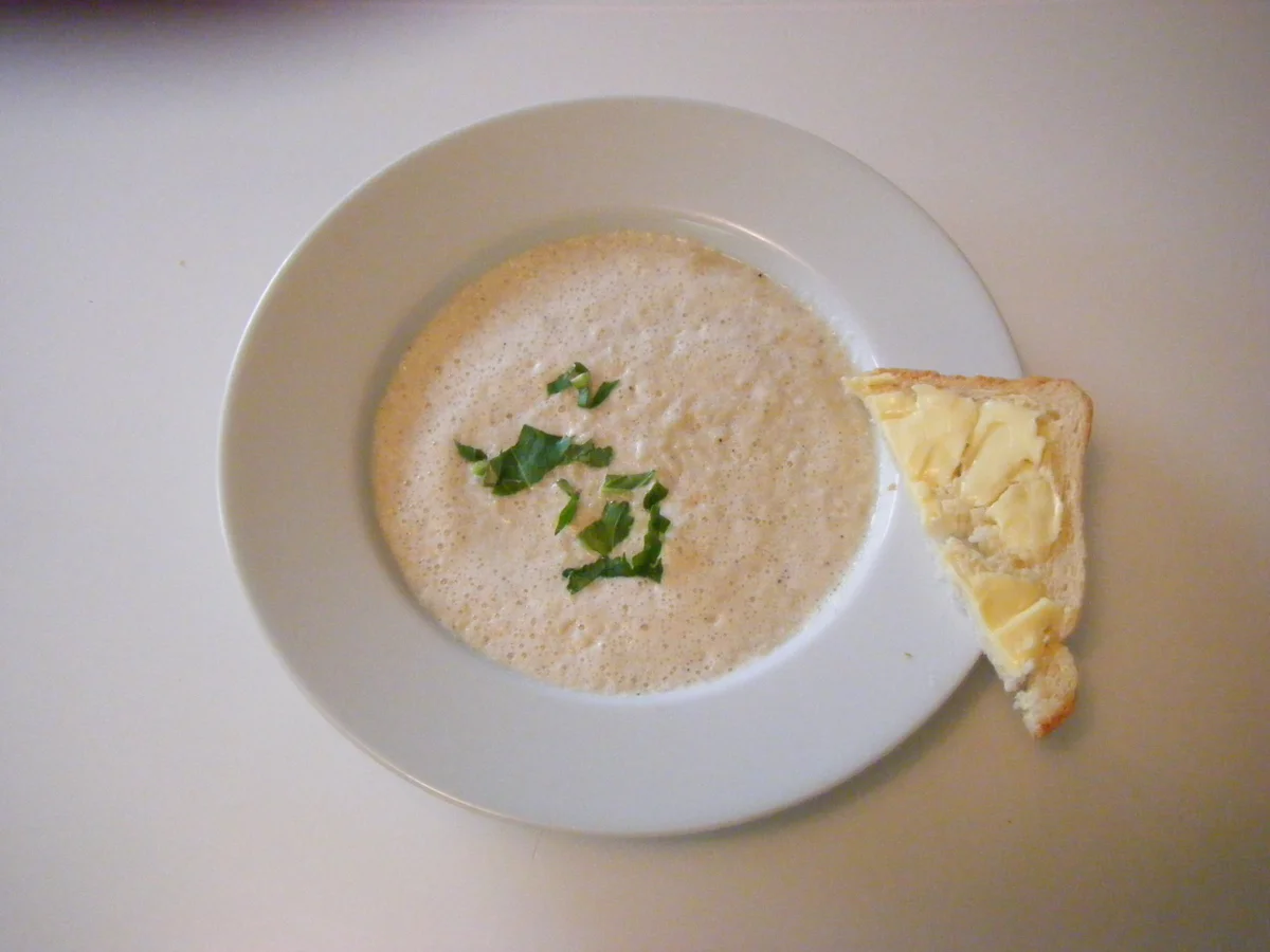 Rezept: Kohlrabi Schaumsuppe Bild Nr. 935 Kohlrabi Schaumsuppe - Rezept - Bild Nr. 935