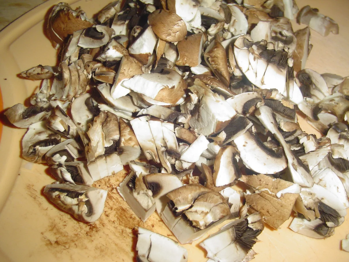 Rezept: Rindersteaks mit Championsauce und Reis Bild Nr. 956 Rindersteaks mit Championsauce und Reis - Rezept - Bild Nr. 956