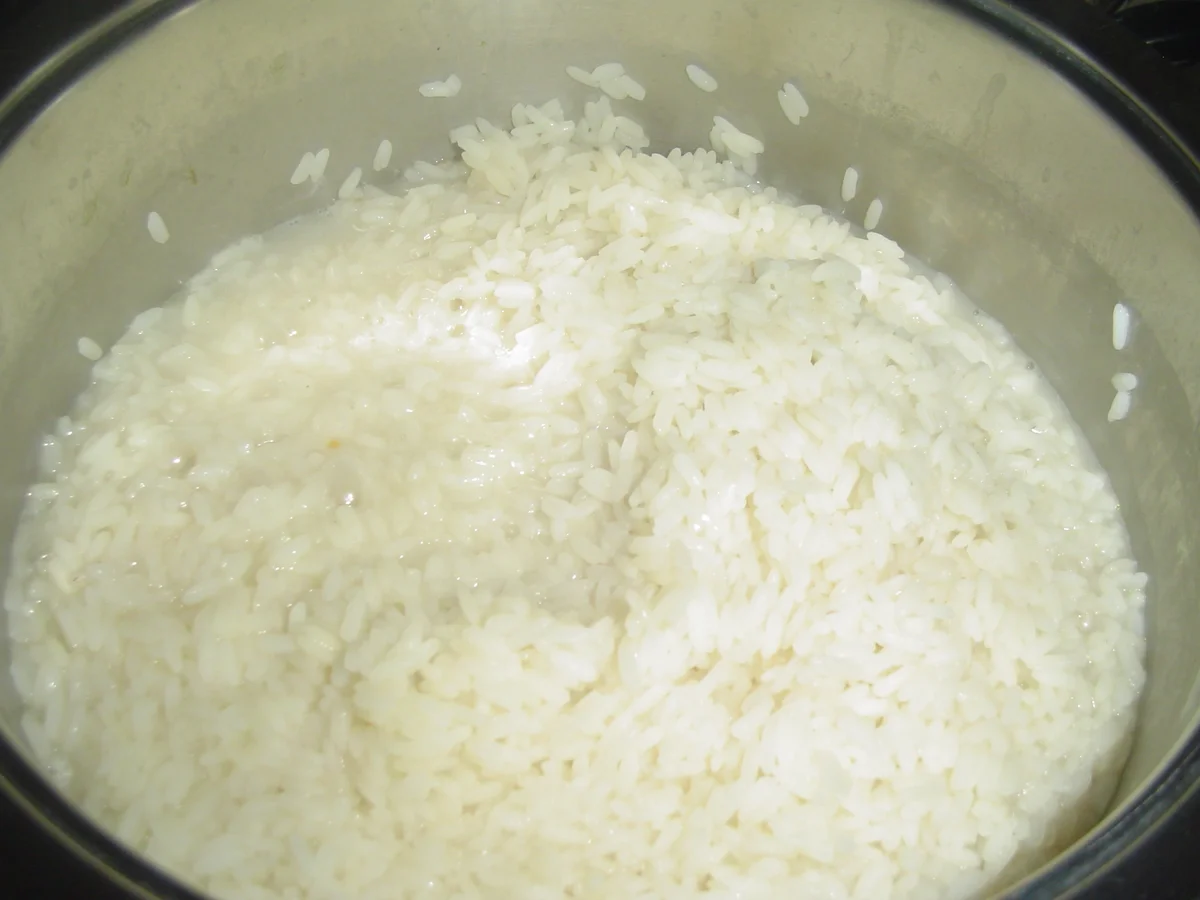 Rezept: Rindersteaks mit Championsauce und Reis Bild Nr. 958 Rindersteaks mit Championsauce und Reis - Rezept - Bild Nr. 958