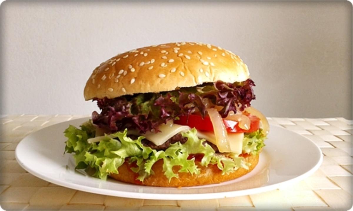 XXL Burger  mit Lollo Rosso Salat und....nach Art des Hauses - Rezept - Bild Nr. 972