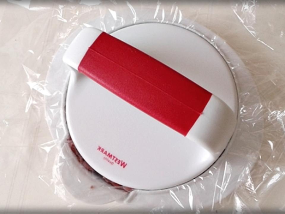 XXL Burger mit Lollo Rosso Salat und nach Art des Hauses - einfach ...