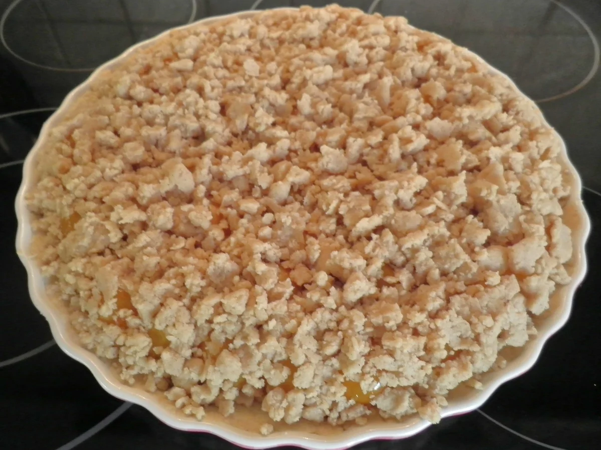 Mirabellen auf einem Bett von Vanillepudding .. zugedeckt mit knusprigen Zimtstreuseln - Rezept - Bild Nr. 1072