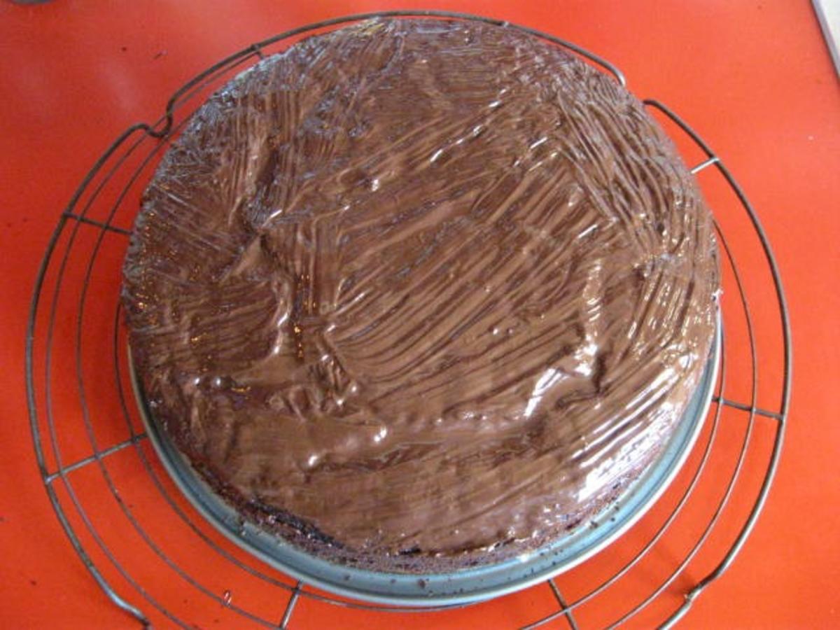 Kirsch - Schokoladen Kuchen - Rezept - Bild Nr. 1059