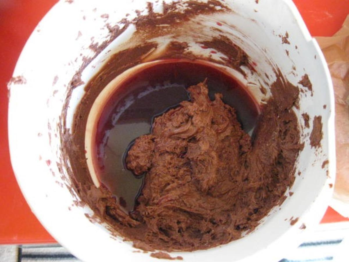 Kirsch - Schokoladen Kuchen - Rezept - Bild Nr. 1068