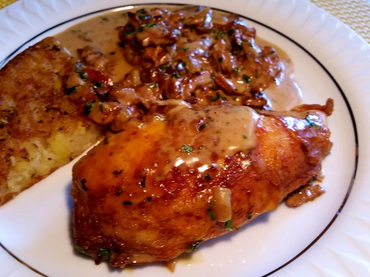 Hähnchenbrust mit Rahm-Pfifferlingen - Rezept - Bild Nr. 1067