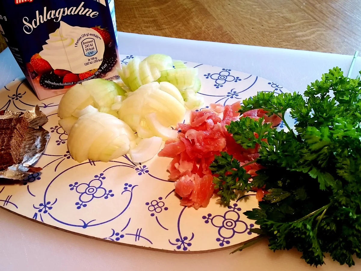 Hähnchenbrust mit Rahm-Pfifferlingen - Rezept - Bild Nr. 1068