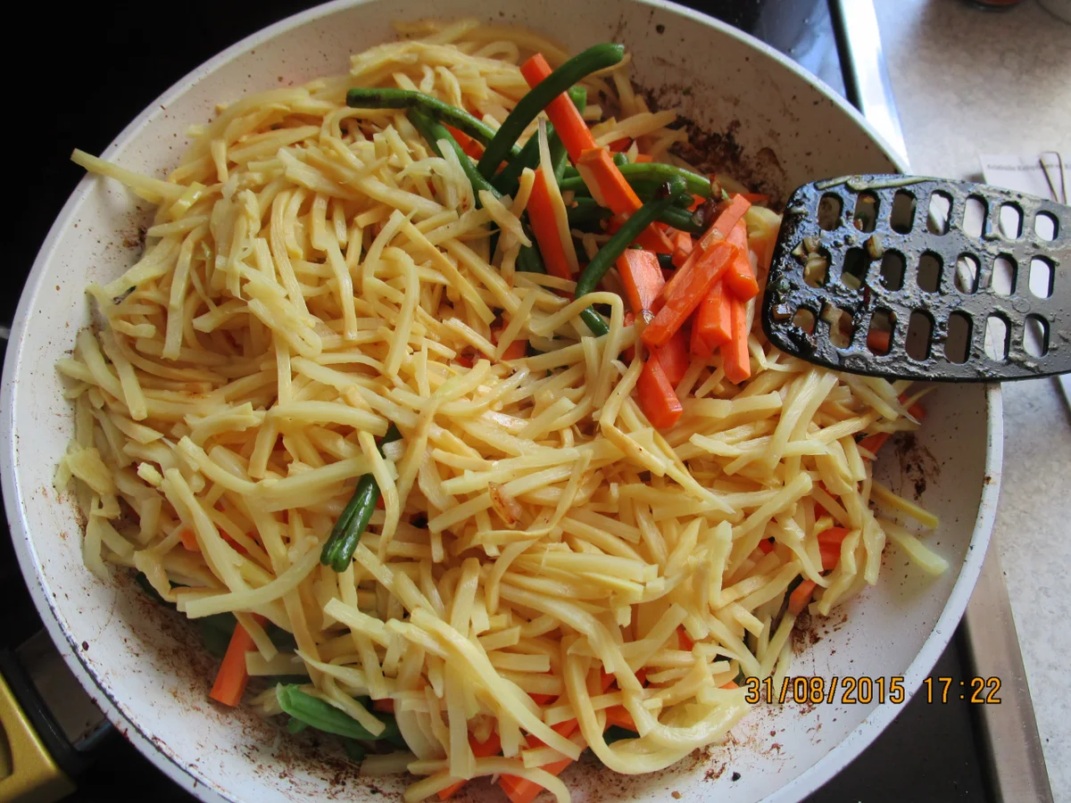 Rezept: Rindfleisch asiatische Art mit Basmatireis Bild Nr. 1088 Rindfleisch asiatische Art mit Basmatireis - Rezept - Bild Nr. 1088