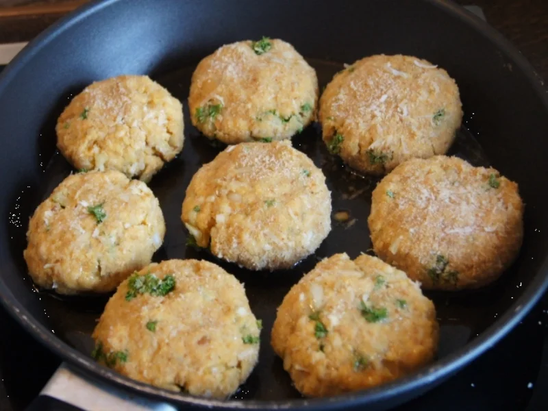 Rezept: Buletten mit Riesenbovist Bild Nr. 1075 Buletten mit Riesenbovist - Rezept - Bild Nr. 1075