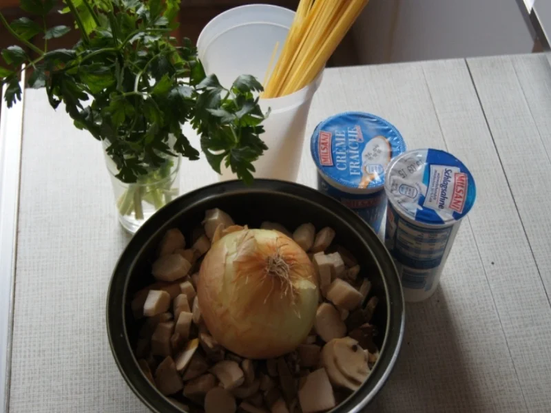 Spaghetti mit Rahmsteinpilzen - Rezept - Bild Nr. 1083