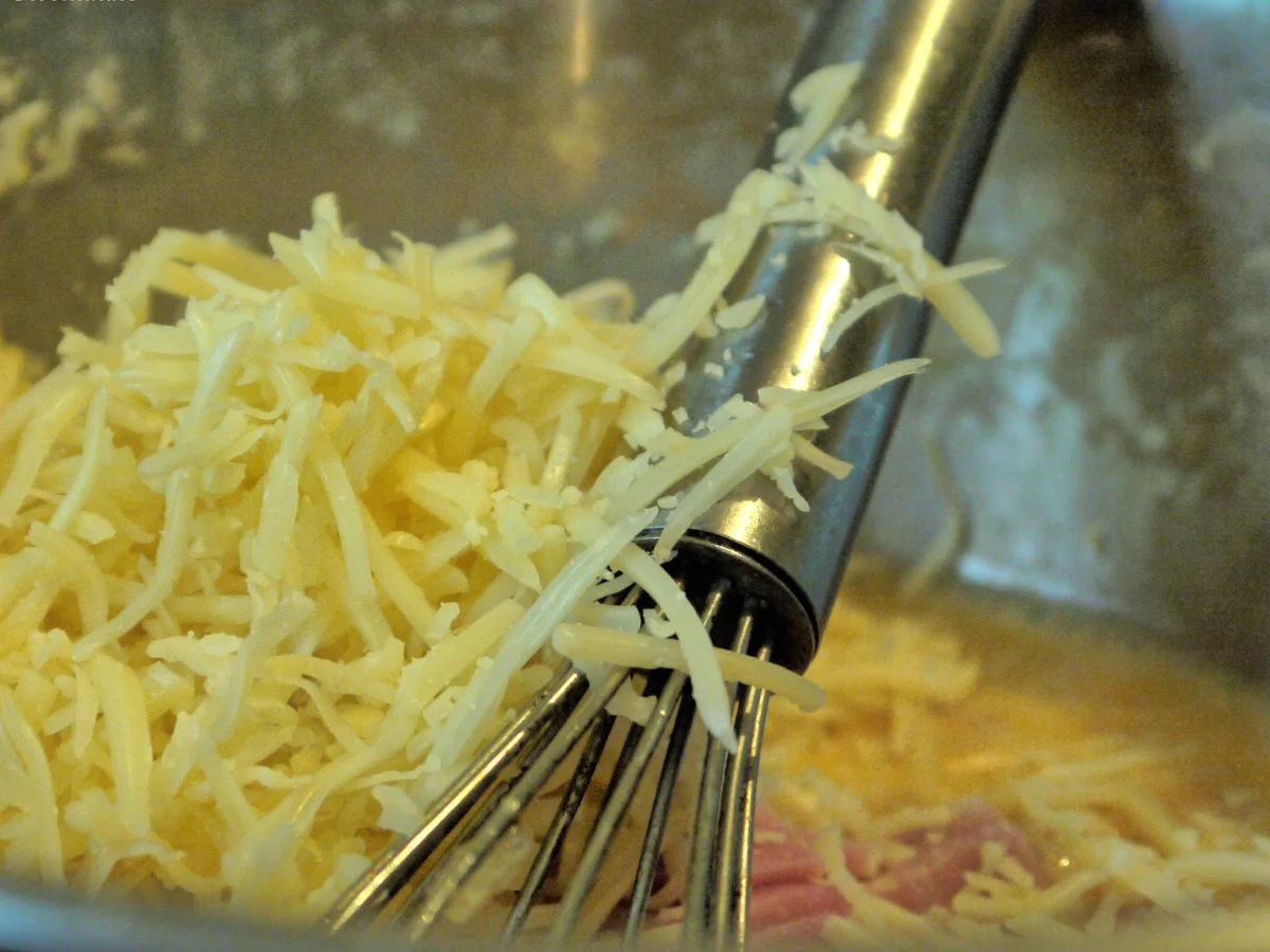 Rezept: Frühlingszwiebel-Käse-Quiche Bild Nr. 1099 Frühlingszwiebel-Käse-Quiche - Rezept - Bild Nr. 1099