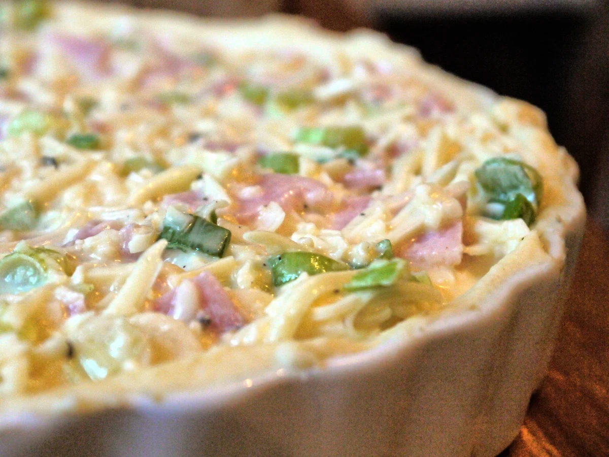 Rezept: Frühlingszwiebel-Käse-Quiche Bild Nr. 1105 Frühlingszwiebel-Käse-Quiche - Rezept - Bild Nr. 1105