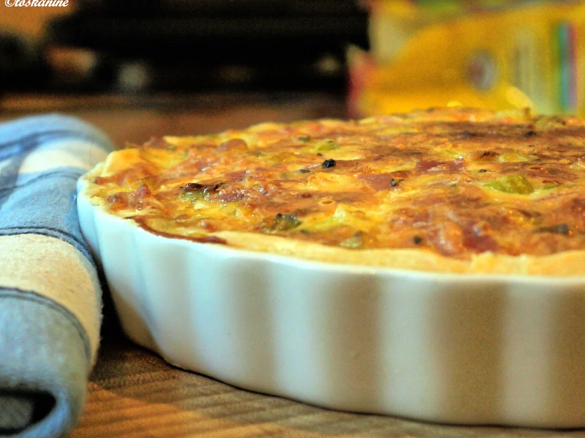 Rezept: Frühlingszwiebel-Käse-Quiche Bild Nr. 1106 Frühlingszwiebel-Käse-Quiche - Rezept - Bild Nr. 1106