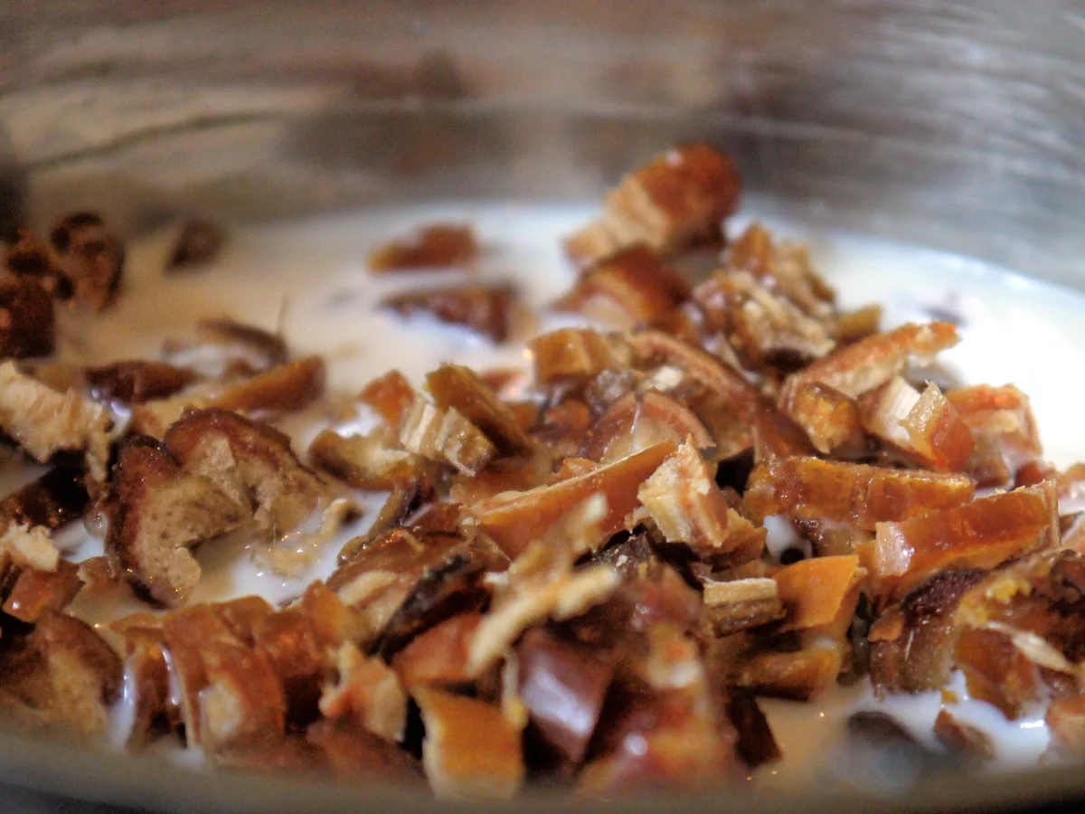 Dattelküchlein mit Karamellsauce - Rezept - Bild Nr. 1101