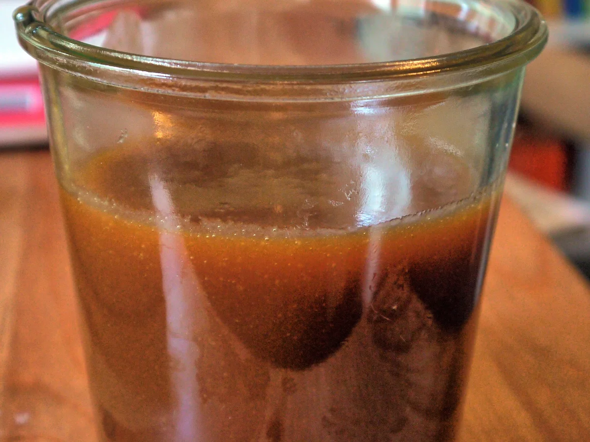 Dattelküchlein mit Karamellsauce - Rezept - Bild Nr. 1110