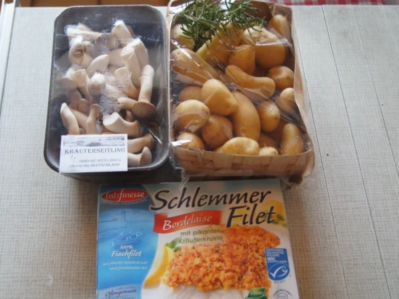 Rezept: Schlemmer-Filet mit Kräuter-Seitlingen und Rosmarin-Curry-Drillingen Bild Nr. 1099 Schlemmer-Filet mit Kräuter-Seitlingen und Rosmarin-Curry-Drillingen - Rezept - Bild Nr. 1099