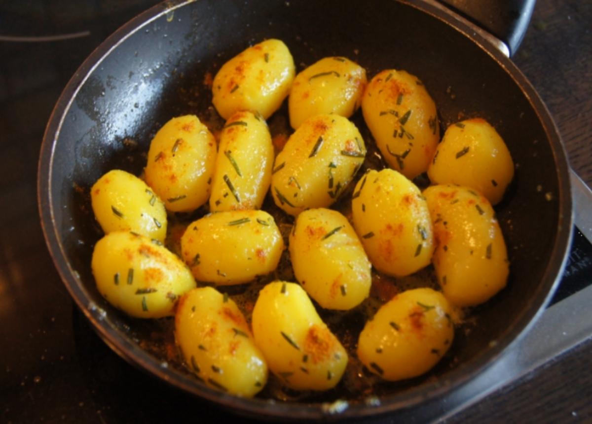 Schlemmer-Filet mit Kräuter-Seitlingen und Rosmarin-Curry-Drillingen - Rezept - Bild Nr. 1107