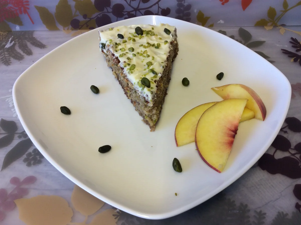 Nektarinen-Pistazien-Mandel-Kuchen - Rezept - Bild Nr. 1099