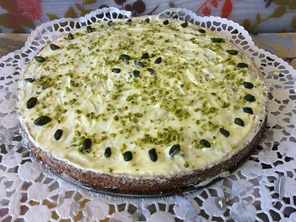 Nektarinen-Pistazien-Mandel-Kuchen - Rezept - Bild Nr. 1102