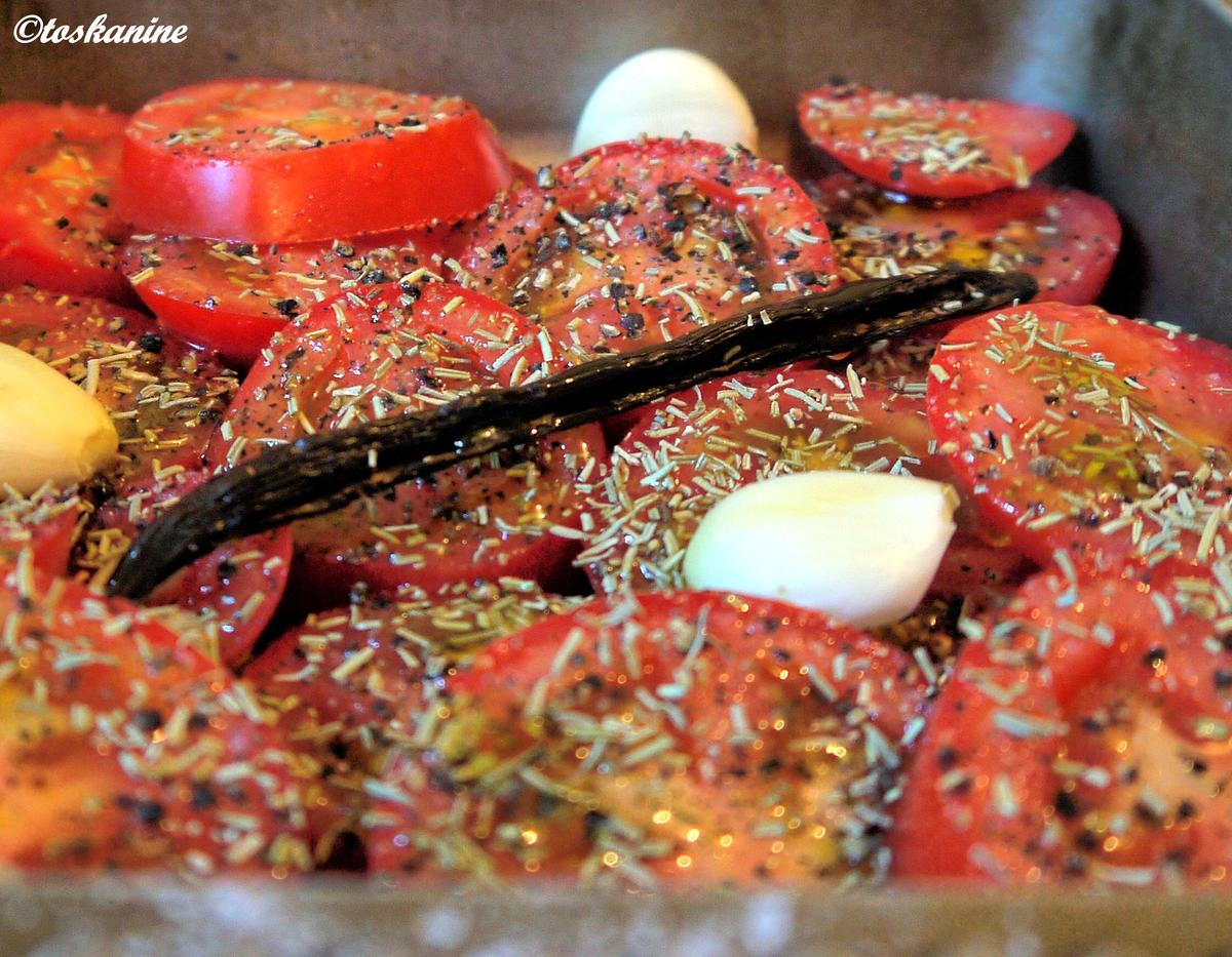 Koteletts auf geschmorten Tomaten - Rezept - Bild Nr. 1135