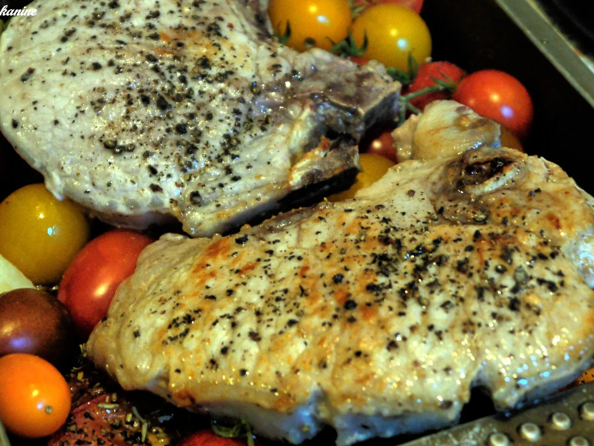 Rezept: Koteletts auf geschmorten Tomaten Bild Nr. 1139 Koteletts auf geschmorten Tomaten - Rezept - Bild Nr. 1139