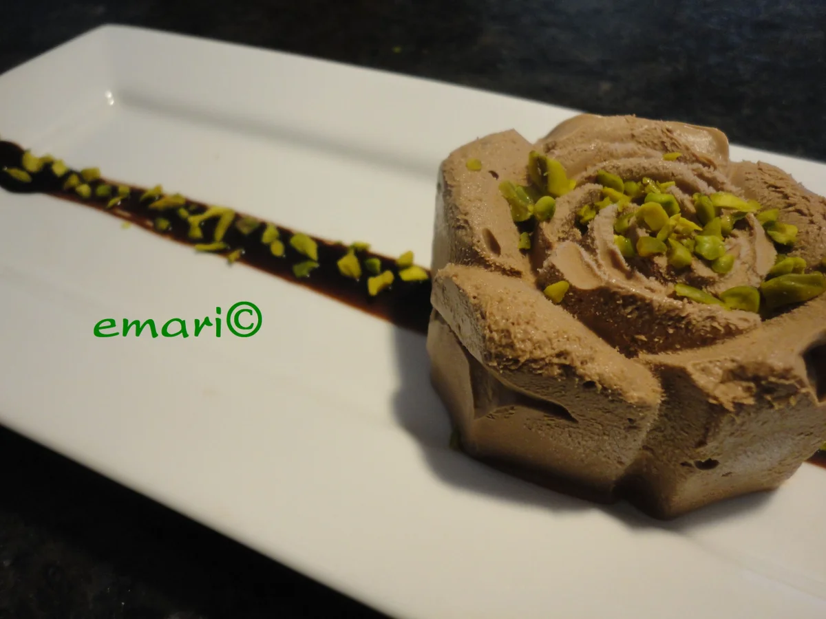 Schokolade Pistazien Eis - Rezept - Bild Nr. 1149