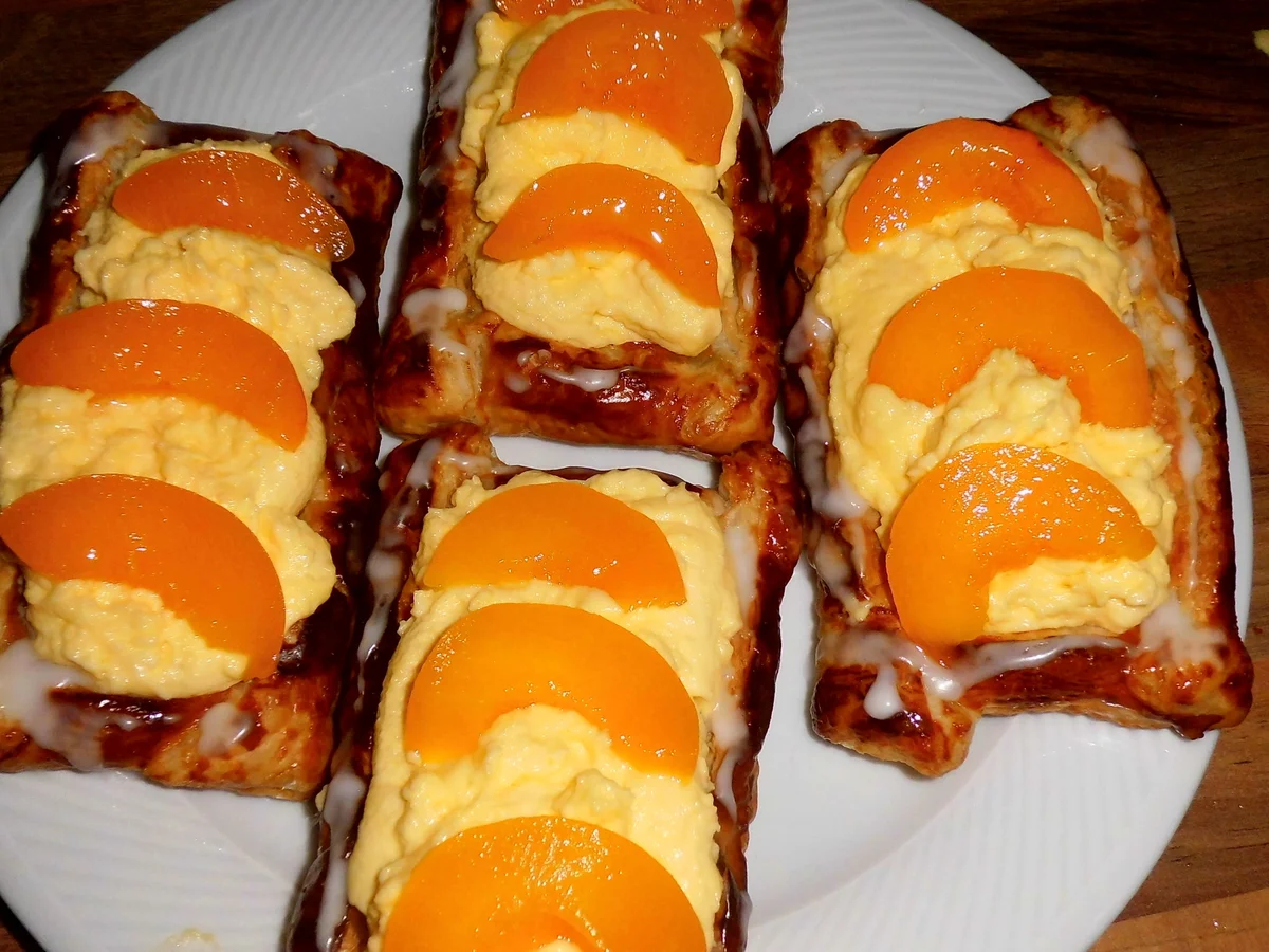 Rezept: pfirsich-puddingteilchen Bild Nr. 1151 pfirsich-puddingteilchen - Rezept - Bild Nr. 1151