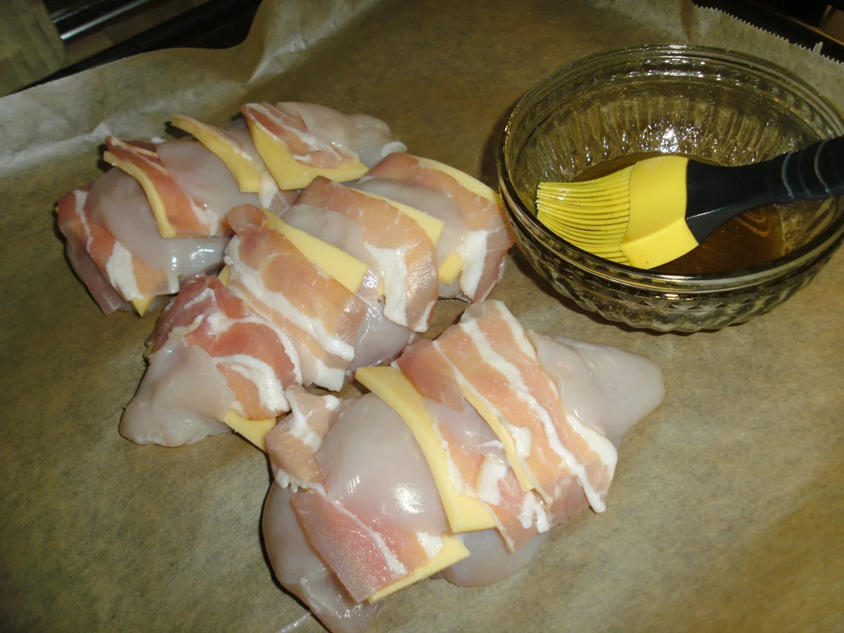 Rezept: Hähnchen Brust gefächert und gefüllt mit Speck und Käse Bild Nr. 1180 Hähnchen Brust gefächert und gefüllt mit Speck und Käse - Rezept - Bild Nr. 1180