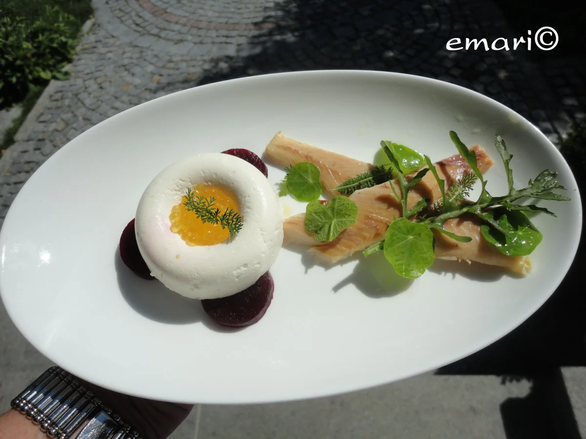 Lauwarmes geräuchertes Forellen Filet mit Kaviar - Rezept - Bild Nr. 1270