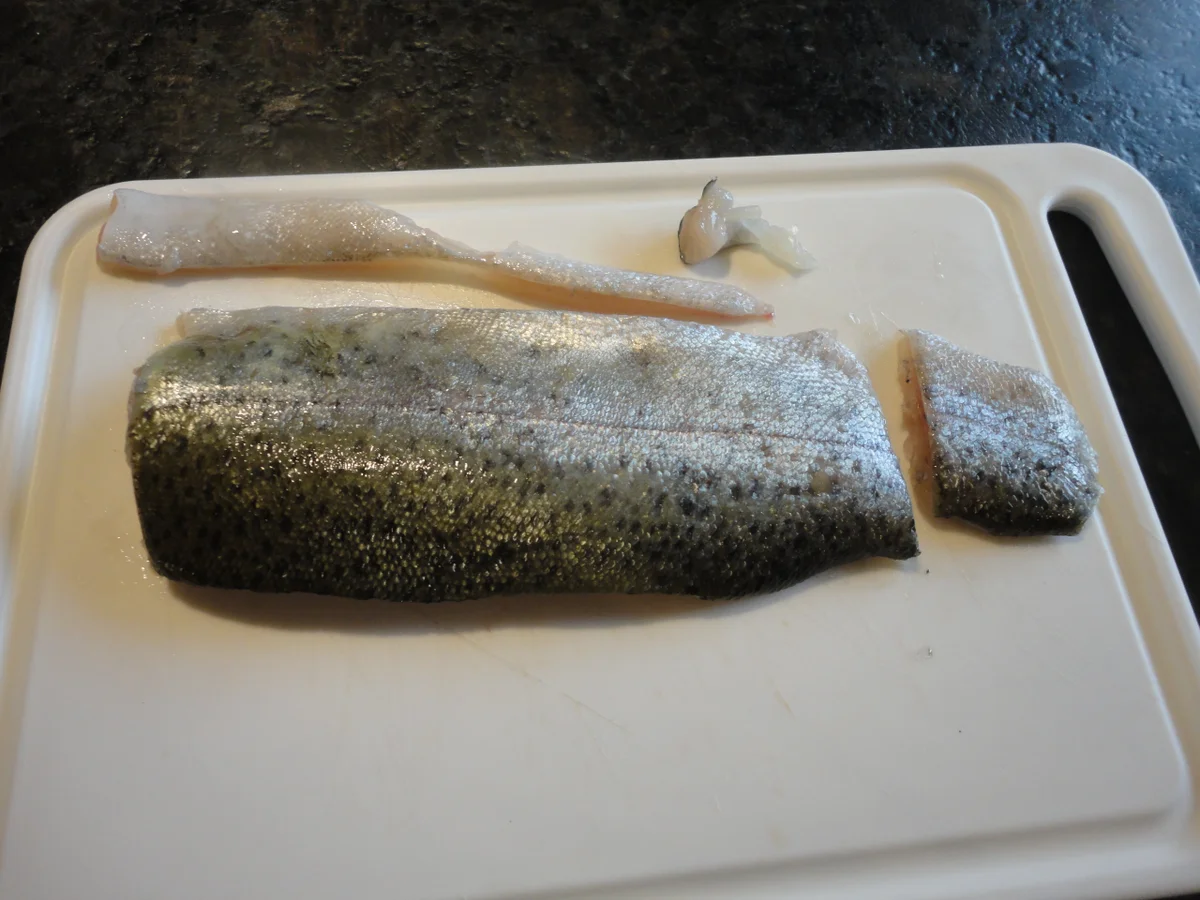 Rezept: Saiblings Filet an Creme Mousseline Bild Nr. 3175 Saiblings Filet an Creme Mousseline - Rezept - Bild Nr. 3175