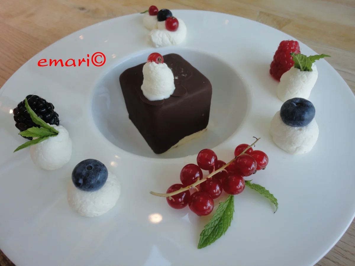 Schwedische Eisbombe mit  "Daim" - Rezept - Bild Nr. 1270