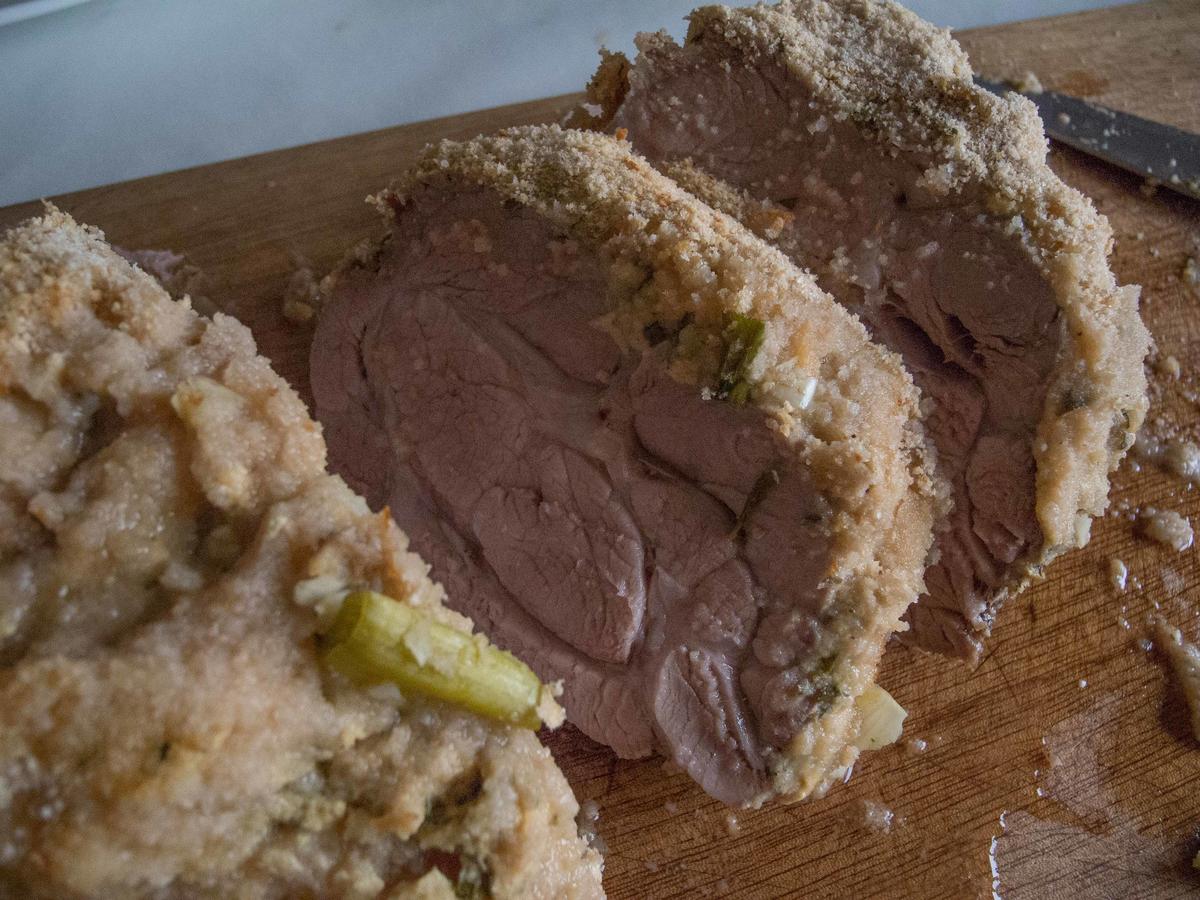 würziger Schweinenacken mit Senfdecke mit Gemüse und Gestubberten - Rezept - Bild Nr. 1377