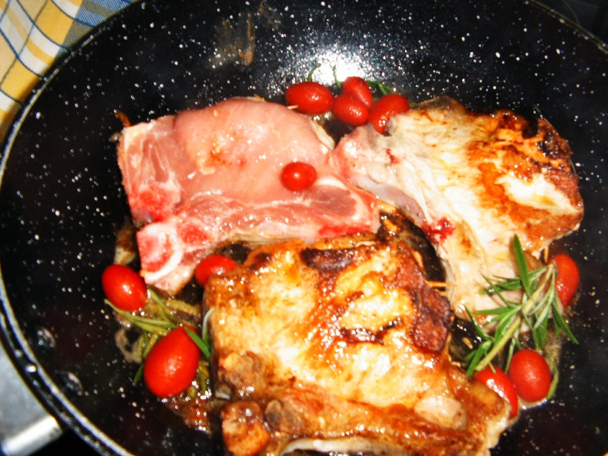 Rezept: Kotelett mit Frischkäse-Tomatenfüllung Bild Nr. 1350 Kotelett mit Frischkäse-Tomatenfüllung - Rezept - Bild Nr. 1350