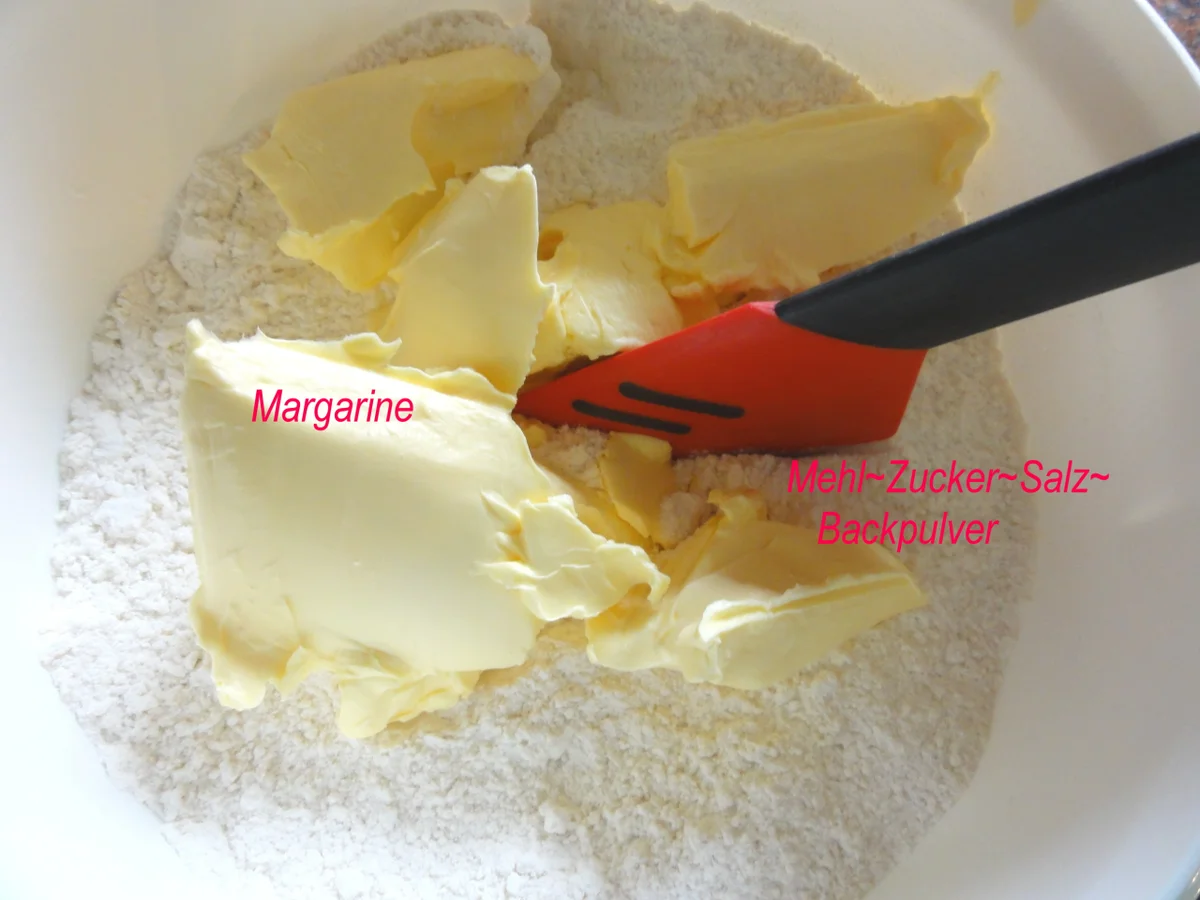 Mürbeteig:   ZWETSCHGEN CRUMBLE - Rezept - Bild Nr. 1396