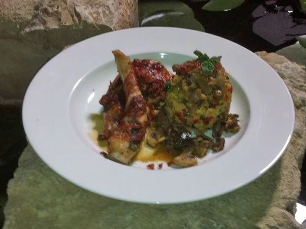 Kaninchen im Parmaschinkenmantel mit CousCous-Pilz-Salat - Rezept - Bild Nr. 1361