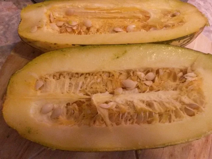 Rezept: Spaghetti Kürbis mit Bologneser Sauce Bild Nr. 1362 Spaghetti Kürbis mit Bologneser Sauce - Rezept - Bild Nr. 1362