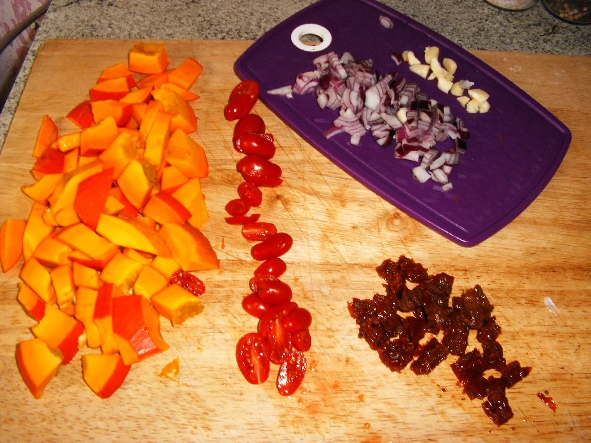 Rezept: Kürbis-Nudel-Auflauf Bild Nr. 1379 Kürbis-Nudel-Auflauf - Rezept - Bild Nr. 1379