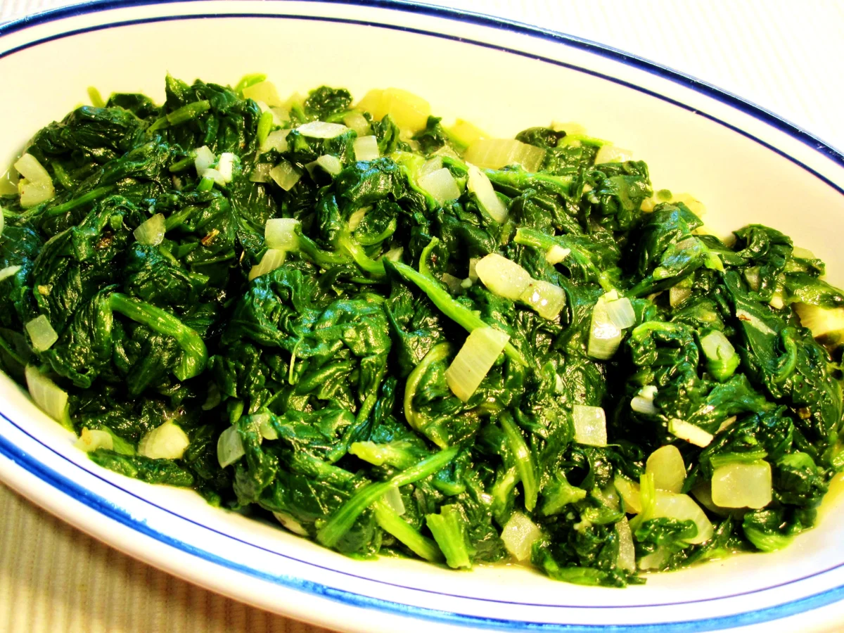 Broccoli-Schlemmerfilet vom Seelachs mit Blattspinat, - Rezept - Bild Nr. 1387