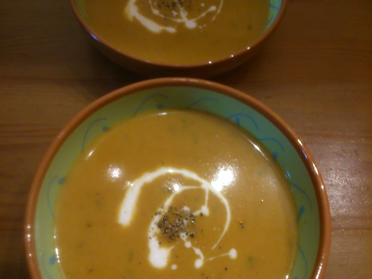 Kürbissuppe zum reinlegen! :-D - Rezept - Bild Nr. 1386
