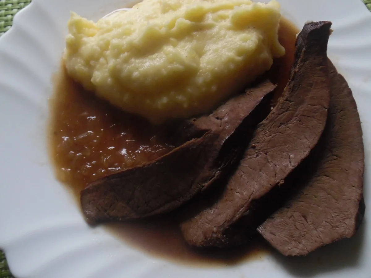 Rinderherz in Weißwein-Zwiebelsoße - Rezept - Bild Nr. 1394