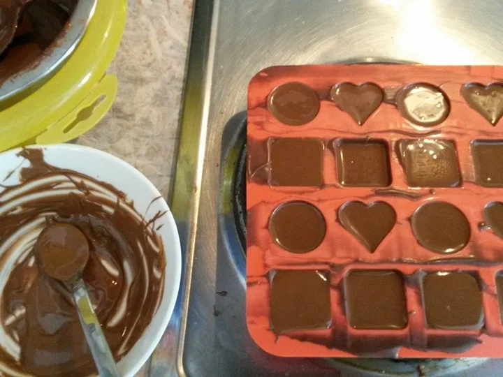 Rezept: Nougat Pralinen / Nugat Pralinen Bild Nr. 1417 Nougat Pralinen / Nugat Pralinen - Rezept - Bild Nr. 1417